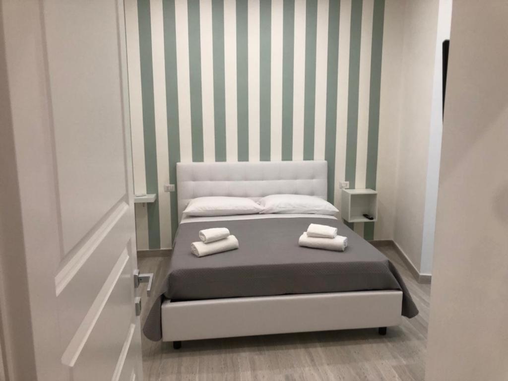 Rosaroll Homes Napoli Esterno foto