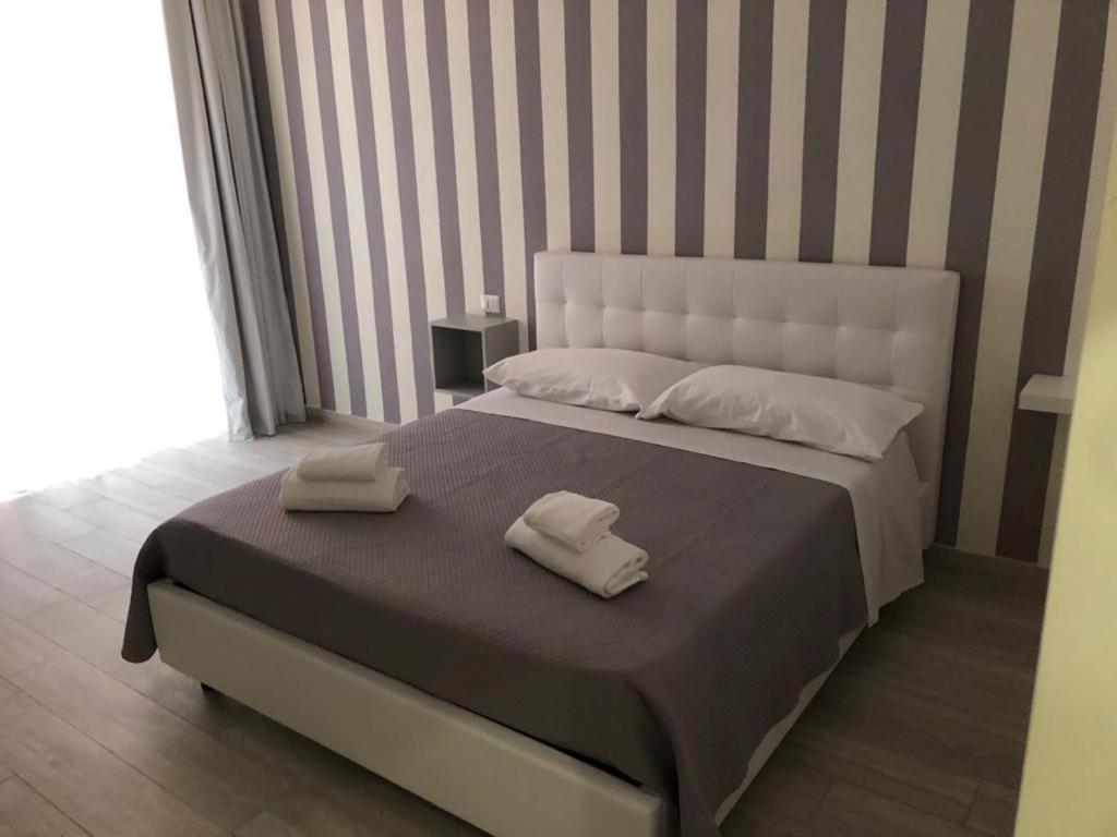 Rosaroll Homes Napoli Esterno foto