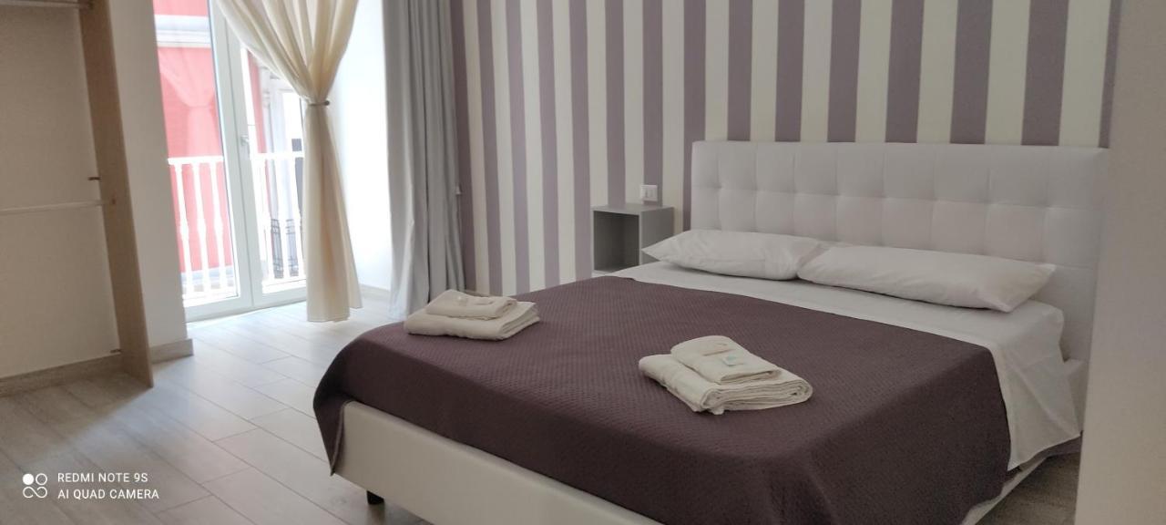 Rosaroll Homes Napoli Esterno foto