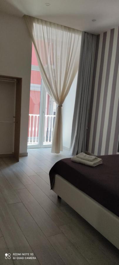 Rosaroll Homes Napoli Esterno foto