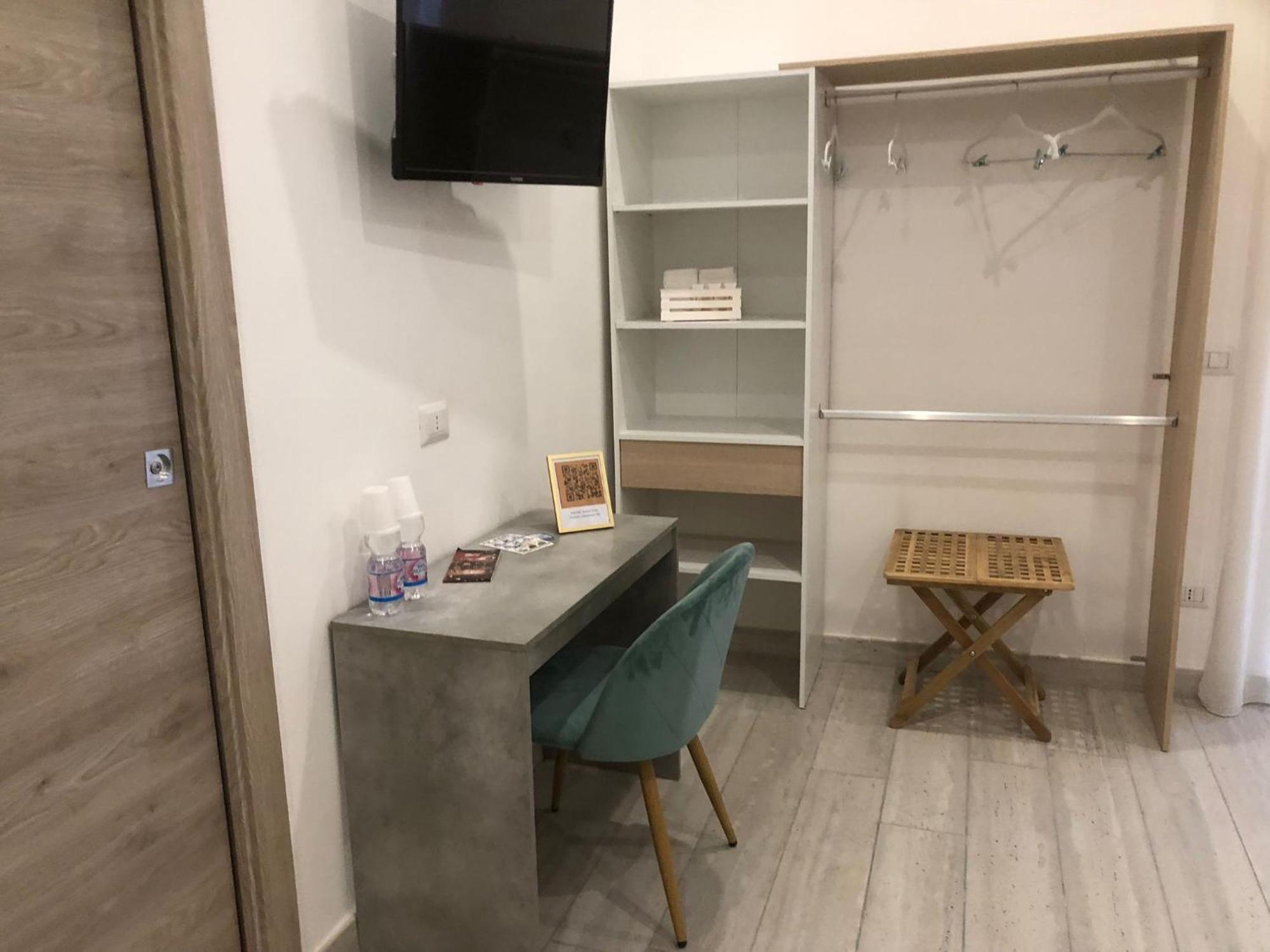Rosaroll Homes Napoli Esterno foto