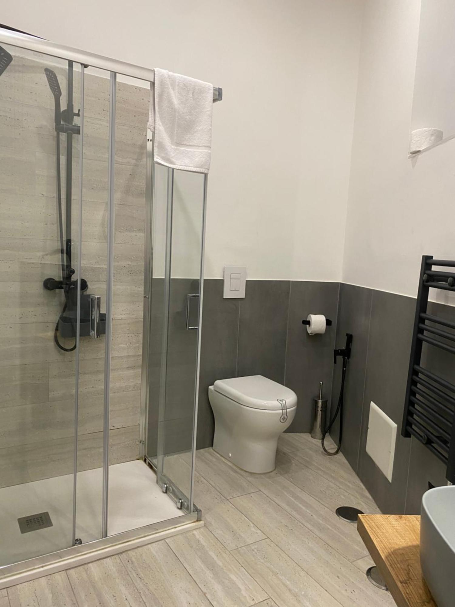 Rosaroll Homes Napoli Esterno foto